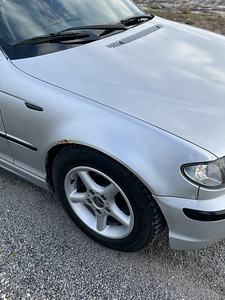 BMW 320d 110kw, Facelift (12 foto / 12)