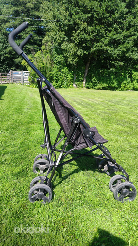 Складная прогулочная коляска BabyTravel