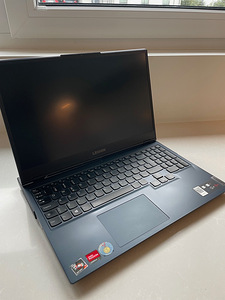 Lenovo Legion 5 15ACH6H (1 foto / 9)