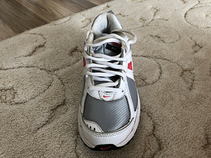 Кроссовки Nike 35,5 размер (1 фото из 3)