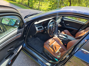 BMW e60 m-pakk 530xd 173kw facelift (8 foto / 10)