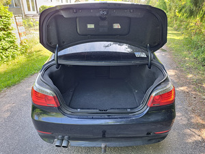 BMW e60 m-pakk 530xd 173kw facelift (10 foto / 10)