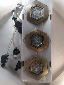 Точ.светильник Hexagon 3x50W антик.бронза (3 фото из 6)