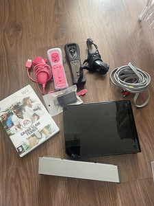 Продается игровая консоль Nintendo Wii в полном комплекте (1 фото из 6)