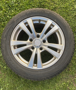 TOYO LAMELLREHVID 205/55/R16 + VELJED (1 foto / 3)