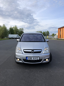 Opel meriva (4 фото из 13)