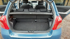 Toyota Yaris 2006 (Тойота Ярис) (6 foto / 15)