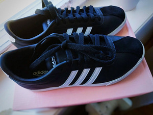 Оригинальные кроссовки Adidas/ originaalsed Adidas tossud (2 фото из 2)