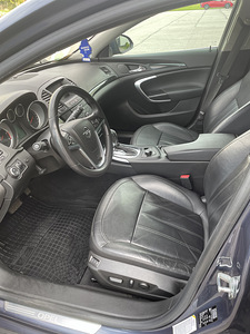 Opel Insignia 2.0 118kW (3 foto / 10)