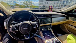 Jaguar XF 2018 (7 foto / 8)