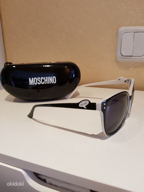 Moschino очки оригинал (фото #1)