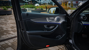 Mercedes Benz e220d 2019 (7 foto / 15)