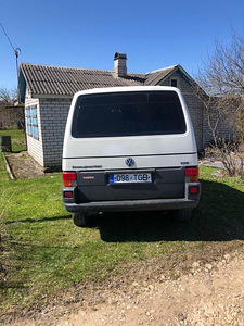Volkswagen Transporter (3 foto / 9)
