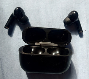 Bluetooth наушники (2 фото из 2)