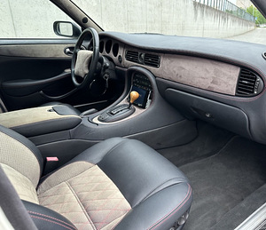 Jaguar XJR 4.0 V8 Supercharged (6 foto / 9)