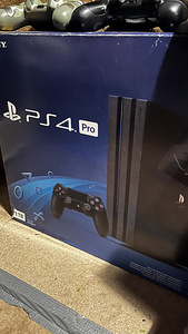 PlayStation 4 Pro (1 фото из 5)