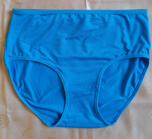 Uued pesupüksid s. XL (1 foto / 3)