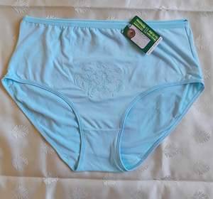 Новый! трусики s. XL (1 фото из 2)