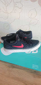 Обувь Nike SB (1 фото из 4)