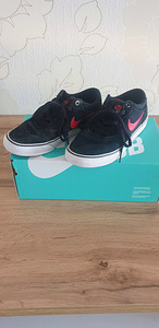 Обувь Nike SB (3 фото из 4)
