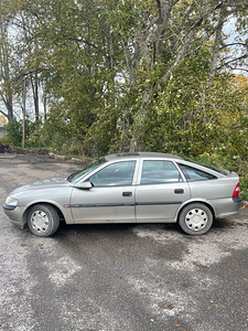 Opel vectra-b (5 foto / 6)