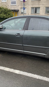 TOYOTA AVENSIS 2007 (5 foto / 15)