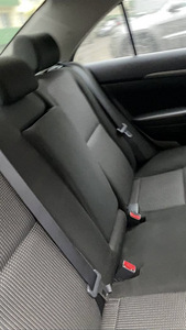 TOYOTA AVENSIS 2007 (7 foto / 15)
