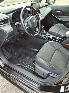 Toyota Corolla Touring Sport (5 foto / 12)