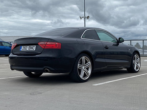 Audi A5 S line 2008 Дизель 2.7 (3 фото из 15)