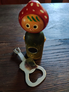 Avaja hoidjaga (2 foto / 4)