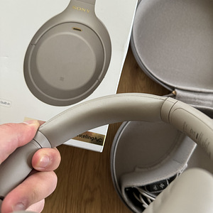 Sony WH-1000XM4 (3 foto / 5)