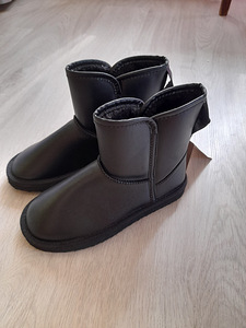 Uued ugg saapad 37 (2 foto / 2)