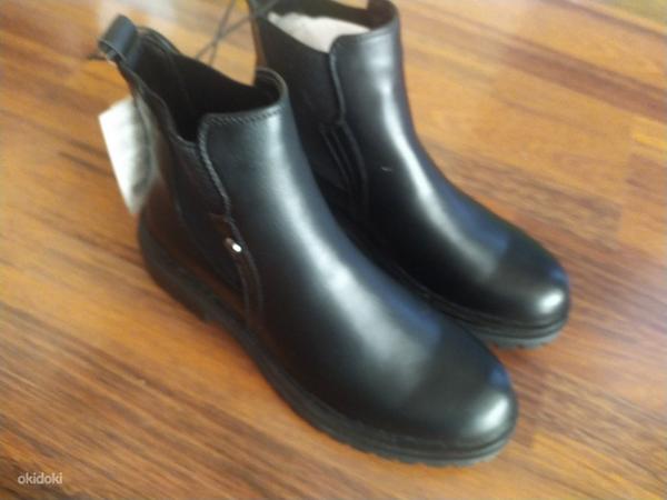 Ботинки черные, новые , 36 размер (фото #1)