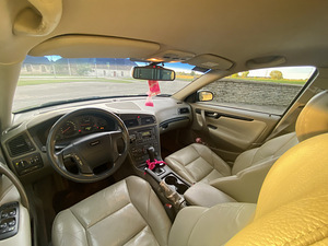Volvo V70 2.4 D5 | 120kw | ATM (5 foto / 6)