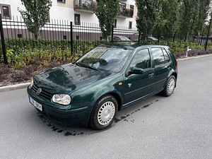 Volswagen Golf (2 foto / 10)