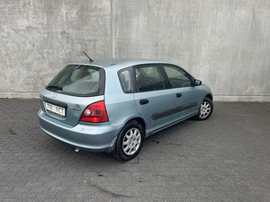 Honda Civic (7 foto / 14)