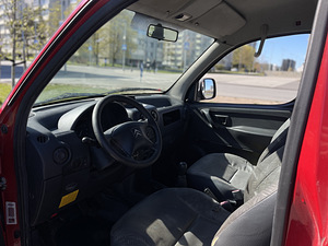 Citroen berlingo (5 фото из 9)