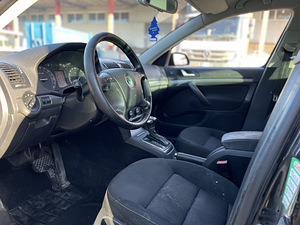 Skoda Octavia (5 фото из 9)