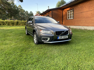 Volvo XC70 Momentum 2.4 D5 136kW (1 foto / 14)
