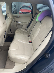 Volvo XC60 2.4 D5 120kw 2010 aasta (12 foto / 14)