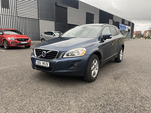 Volvo XC60 2.4 D5 120kw 2010 aasta (1 foto / 13)
