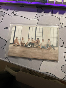 BTS MERCH BOX #1 ПЛЕД И МЯГКИЙ ПЛАКАТ (7 фото из 7)