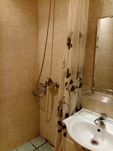 Üürile anda korter 16m2 Sypruse 3 pikaks ajaks (3 foto / 5)