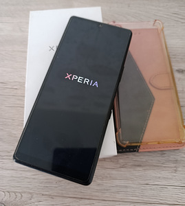 Sony Xperia L4 3/64Gb + 2 kaitseümbrist