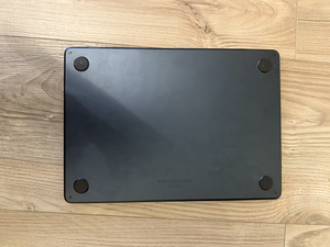 MacBook (4 foto / 4)