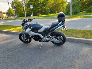 Suzuki GSR 600 72kv (2 foto / 5)