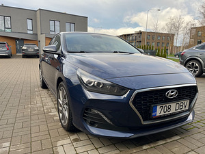 Hyundai i30 Fastback (1 foto / 9)