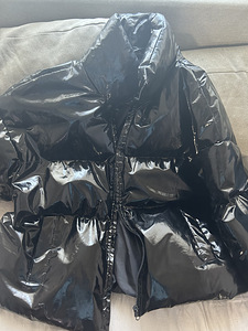 Goth-Vibe Vinyl Puffer Jacket - Size 2XL (1 foto / 4)