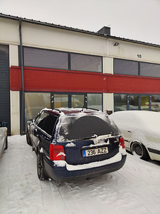 Volkswagen Passat Highline 2.8 V6 4Motion (3 foto / 5)