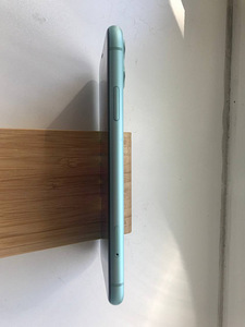 iPhone 11 64 GB Green + USB-C Lightning Apple (8 foto / 9)